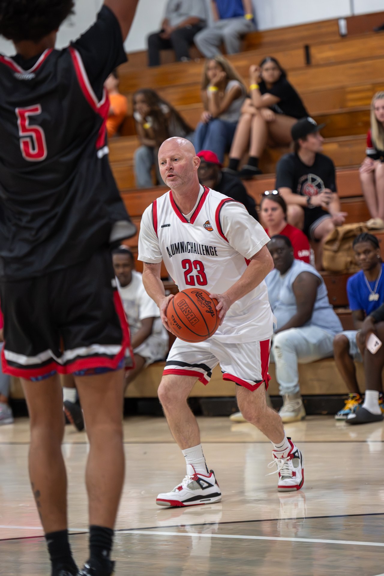 Basketball action at the Cincy Alumni Challenge
